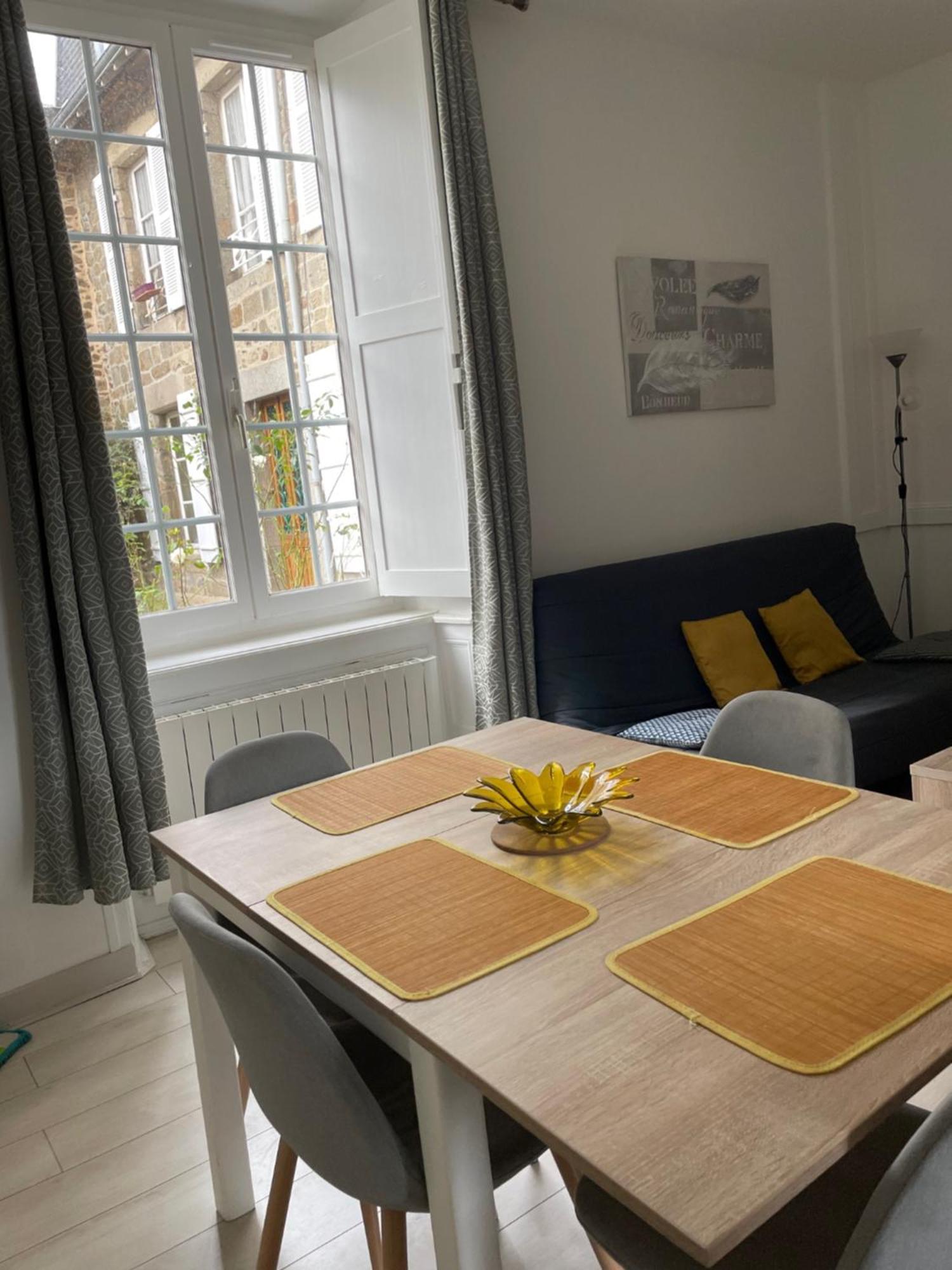 Charmant Appartement T2 Plein Centre Ville Saint-Brieuc Dış mekan fotoğraf
